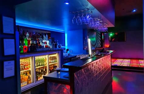 dunedin gay bar|dunedin bars and pubs.